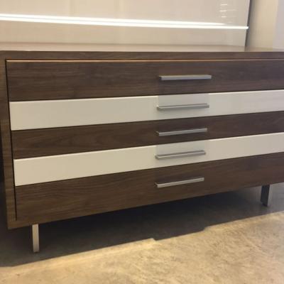 Cassettiera per Occhiali doppia in pvc essenza legno e con frontalini in pvc essenza legno e argento