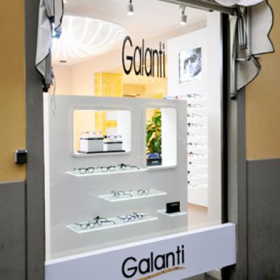 Galanti Arredo Negozi Di Ottica 10