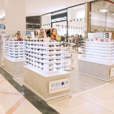 Vision Gallery Arredi Progettazione Negozi Ottica 001